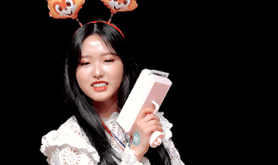 gif of olivia hye with a money machine